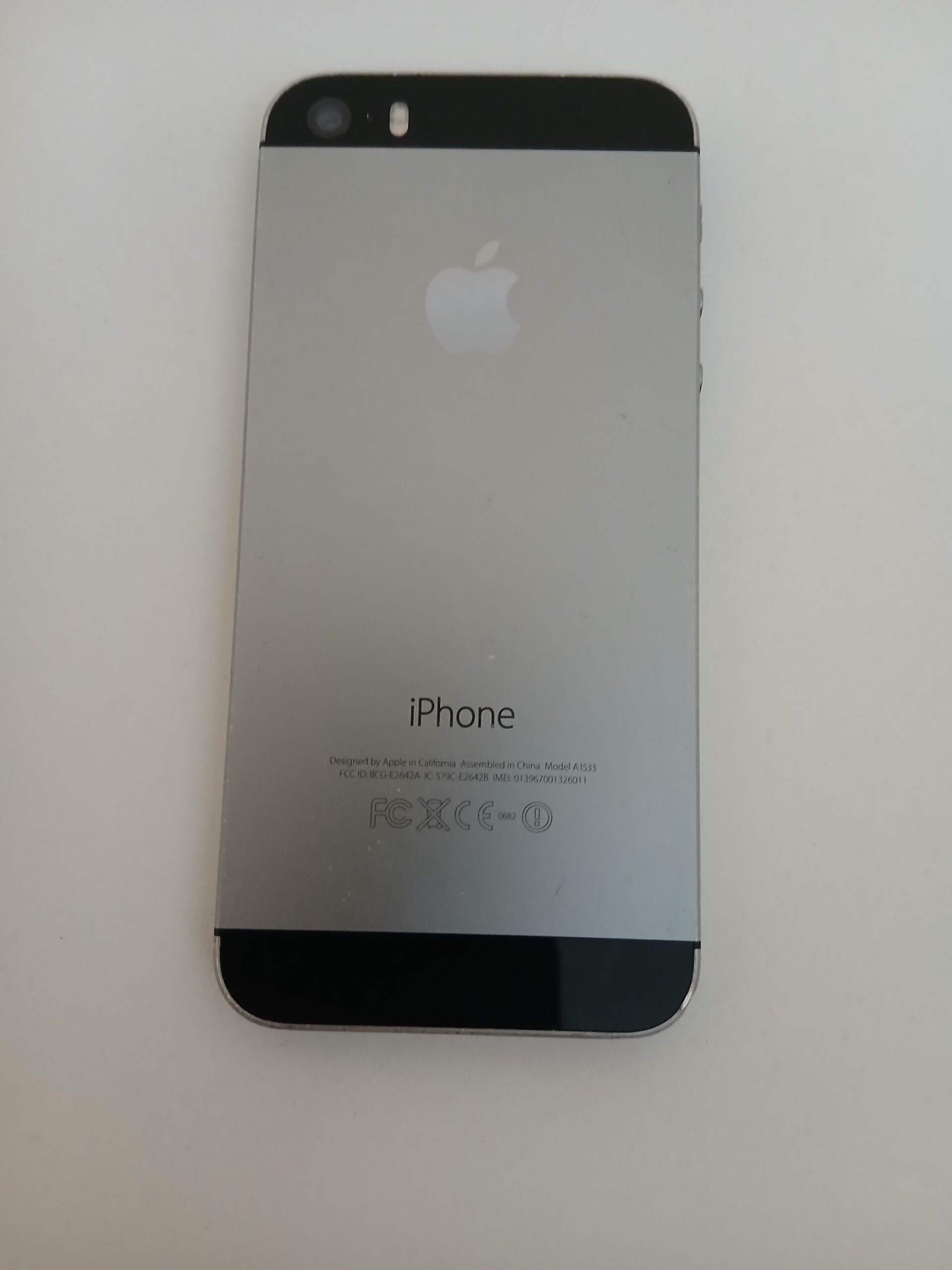 IPhone 5s на запчасти.