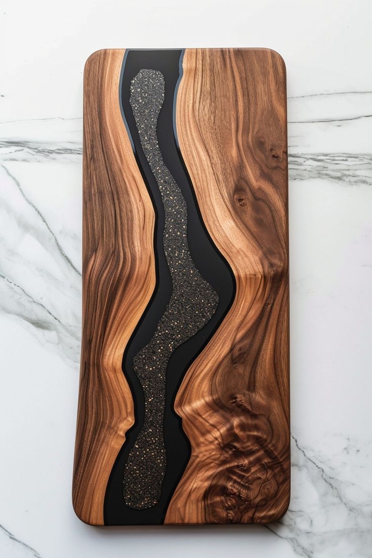 🌊 Platou din lemn masiv cu inserție de rășină epo