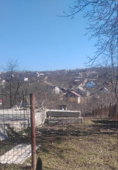 Продаём Дачный участок в пригороде 5 км от Кишинёв