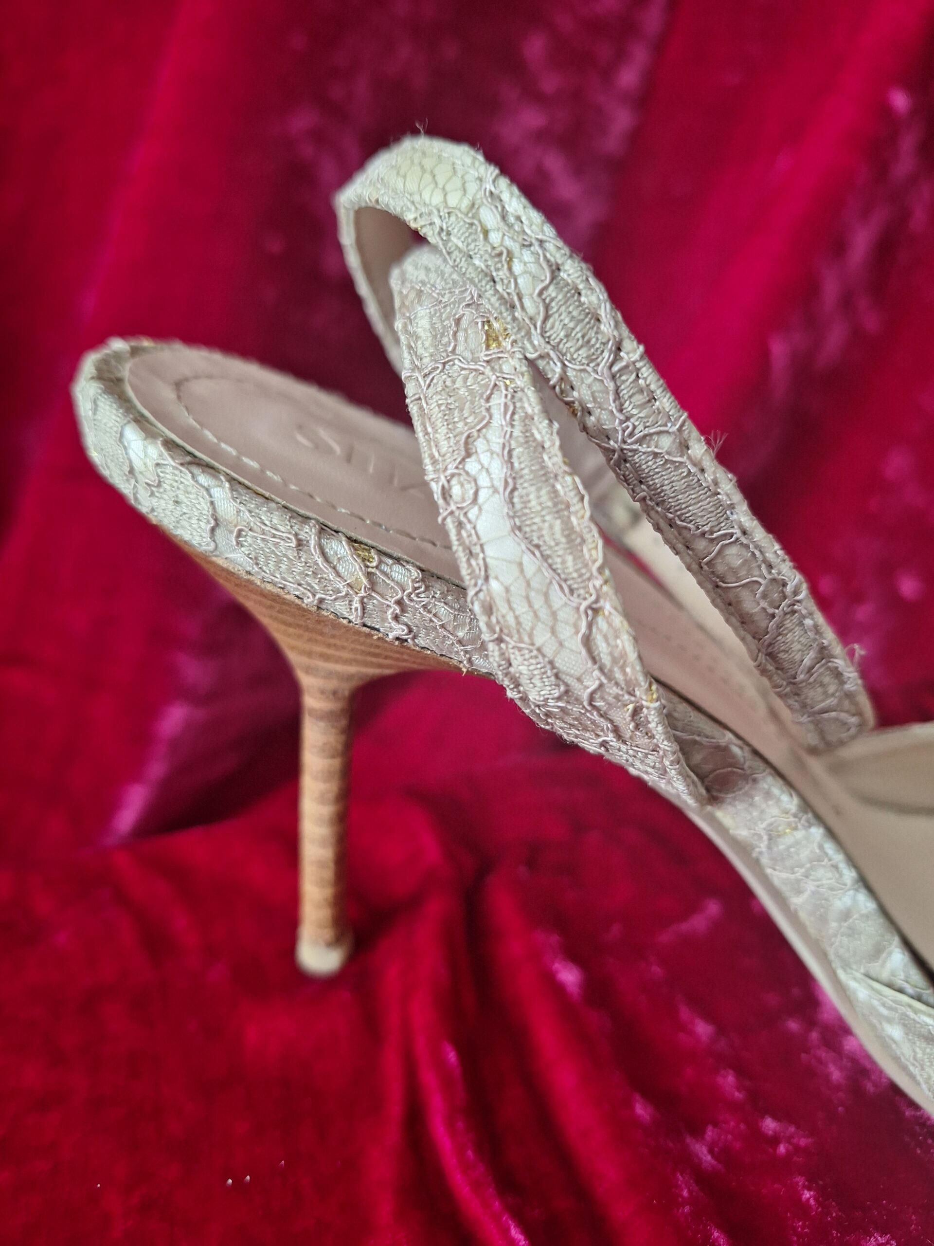 Босоножки на выход