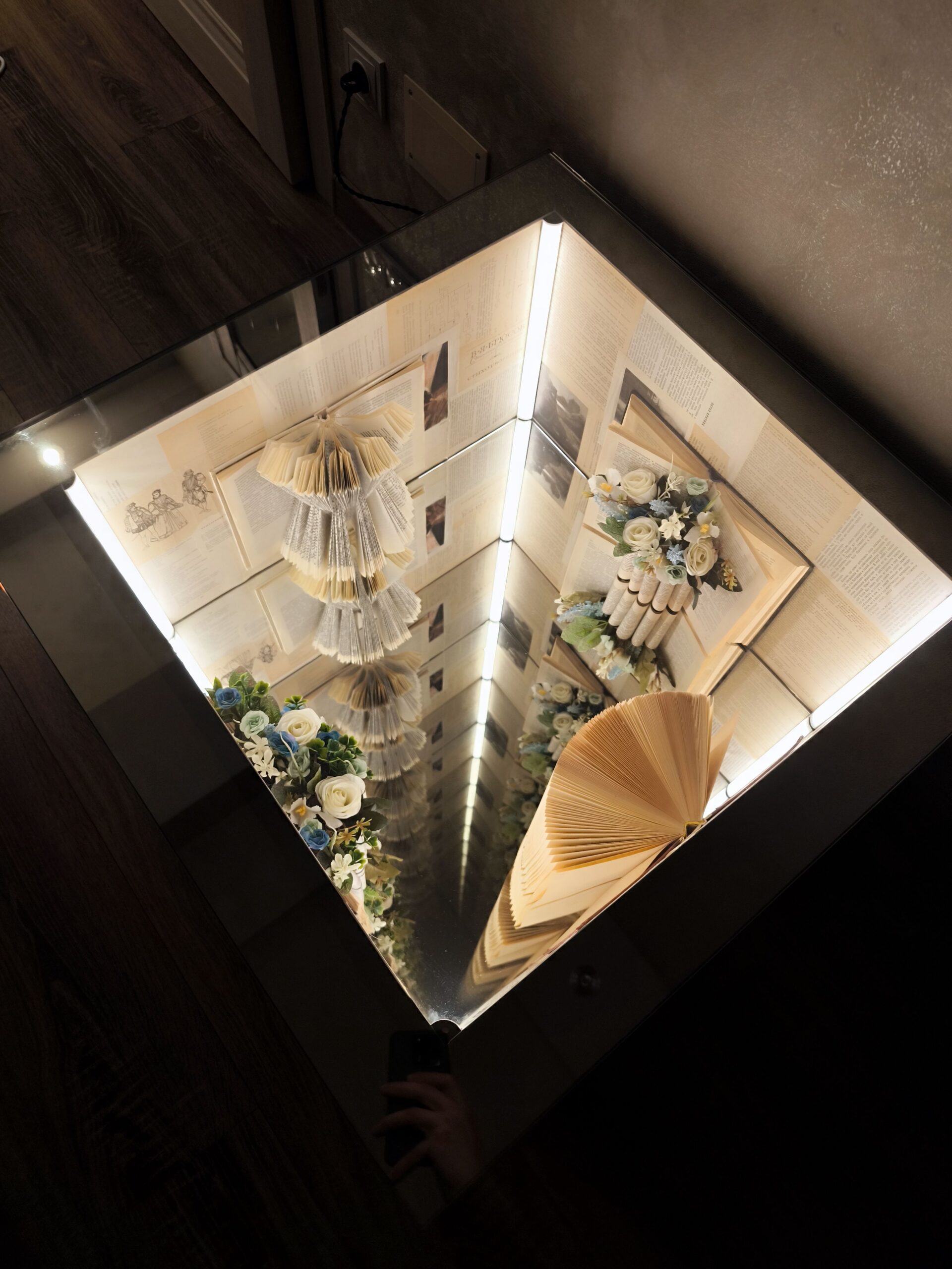 Masă de cafea cu efect infinit