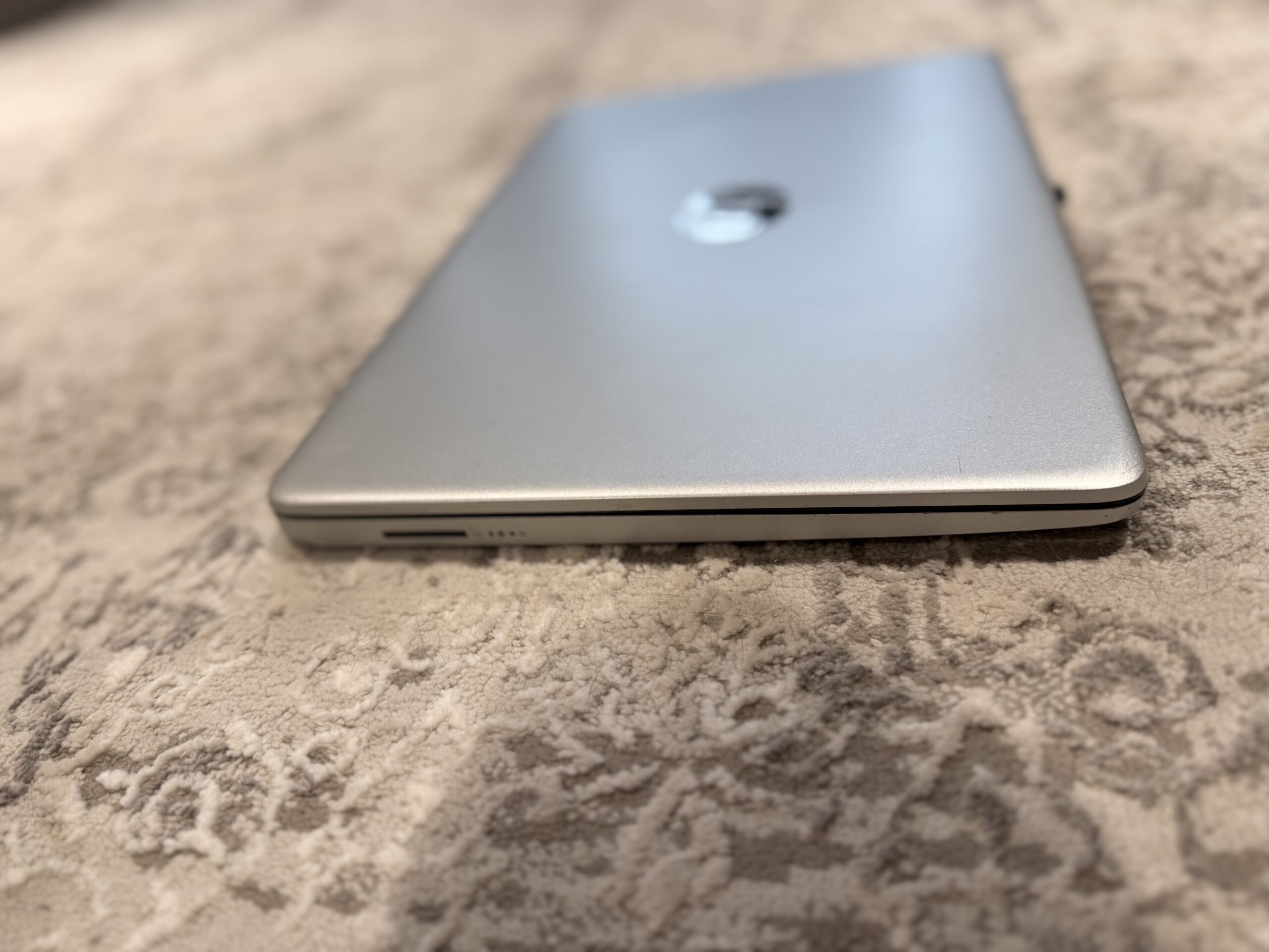 HP | 8 RAM | i3 | SSD 256 NVMe