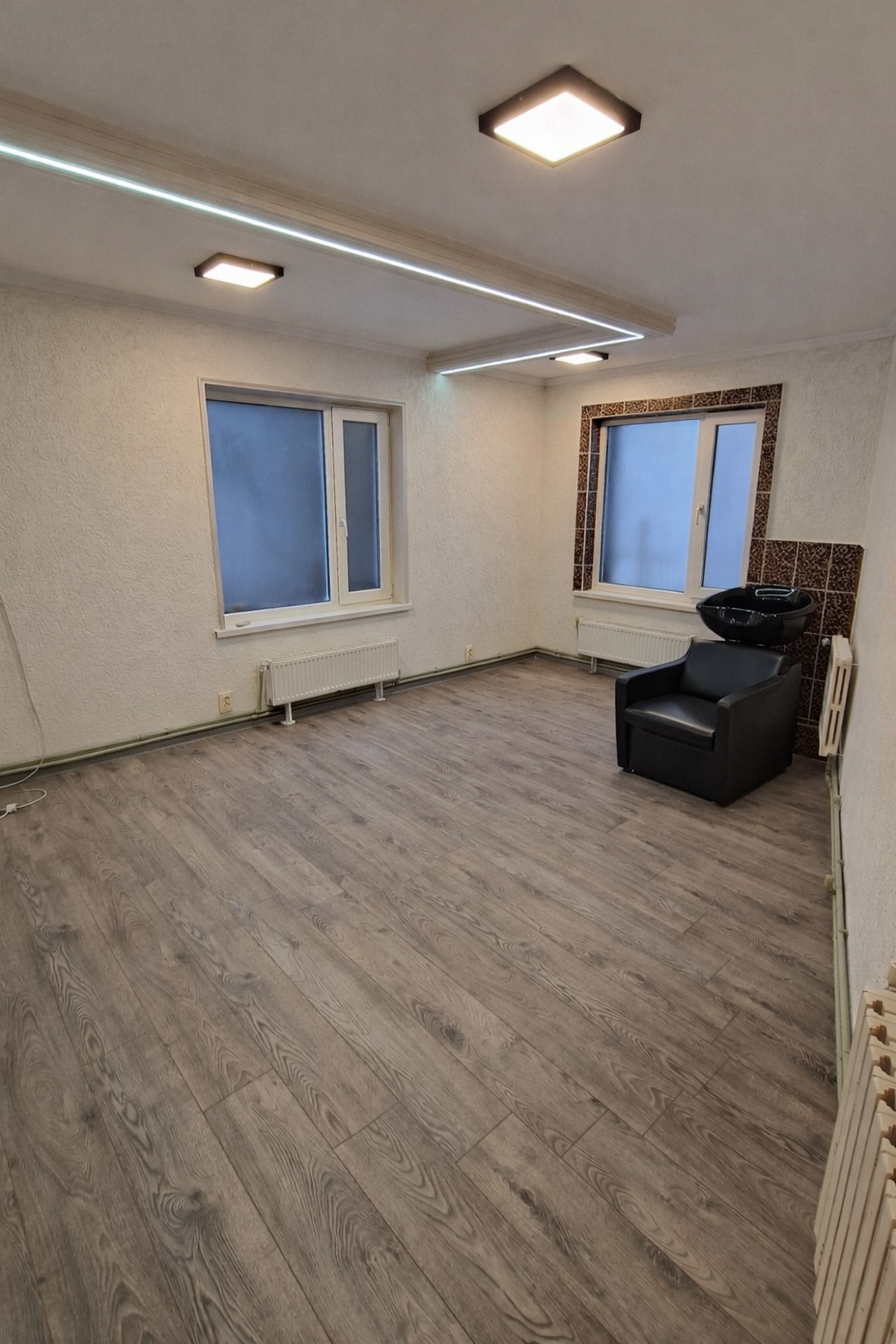 Помещение 20 м² в аренду, салон красоты-первая лин