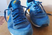 Nike Internationalist blue yellow
