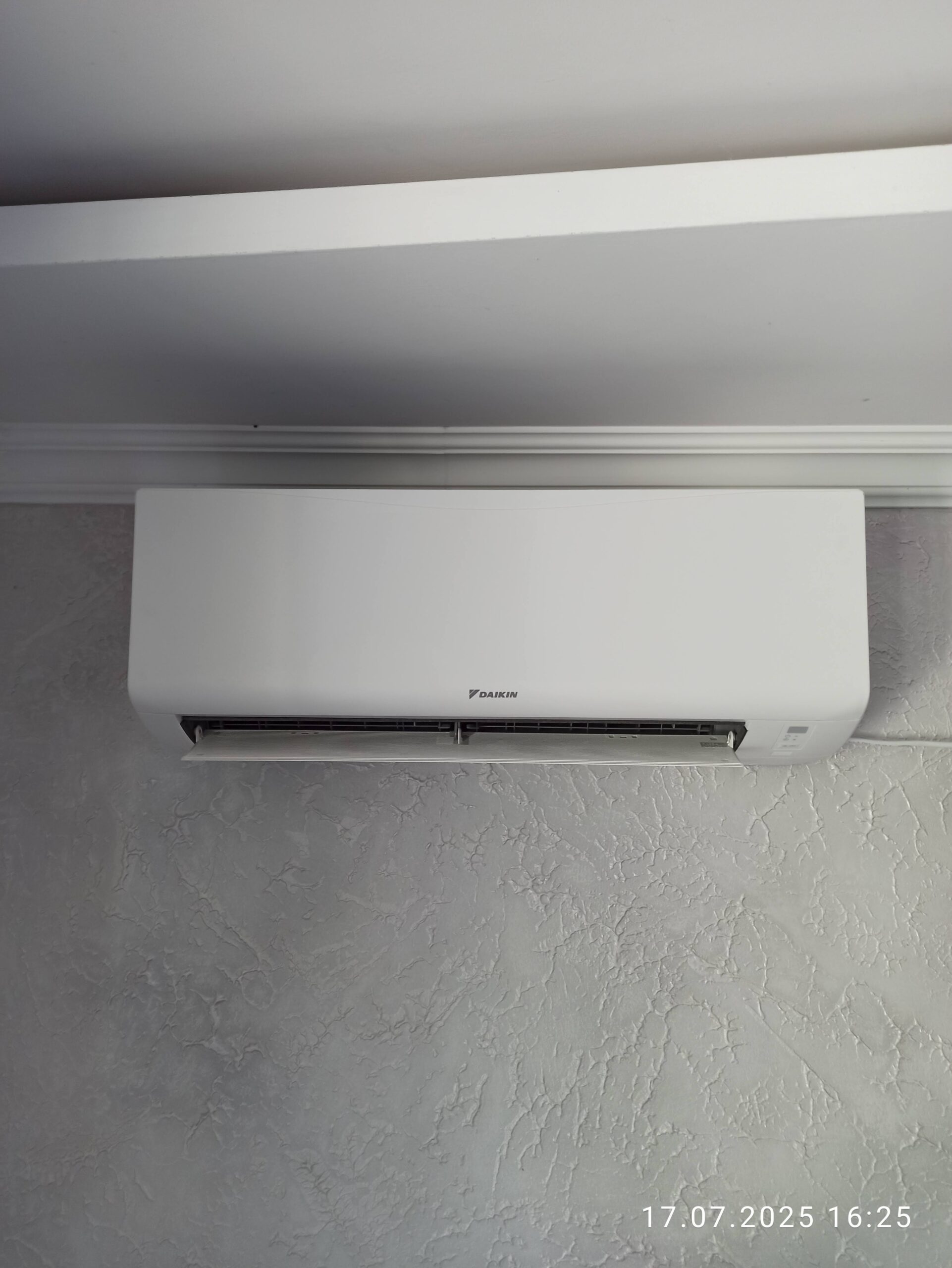 Установка кондиционеров. Обслуживание. 076548238