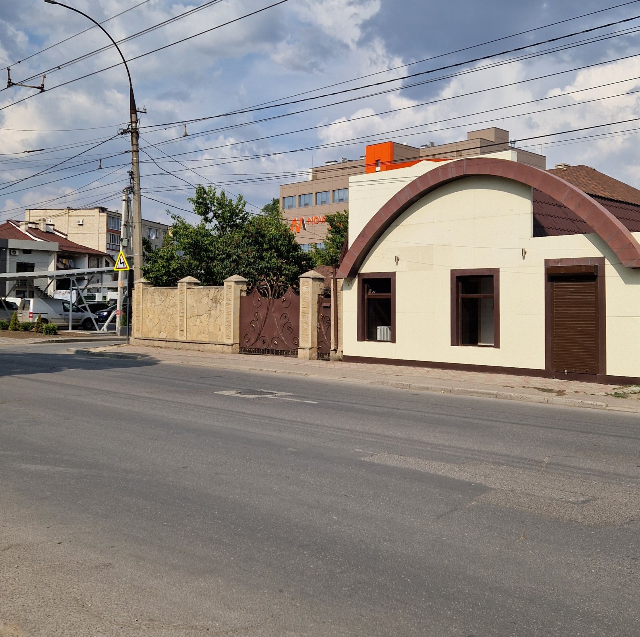 Помещение 20 м², первая линия, Бельцы