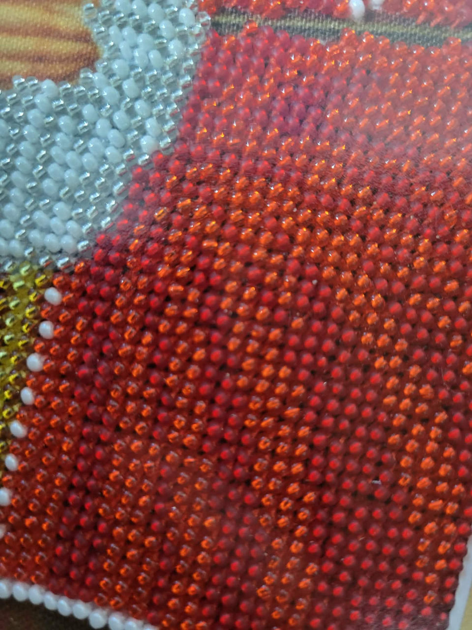 Picturi brodate cu mărgele