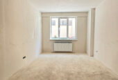 Apartament cu 3 camere, bloc nou, variantă albă