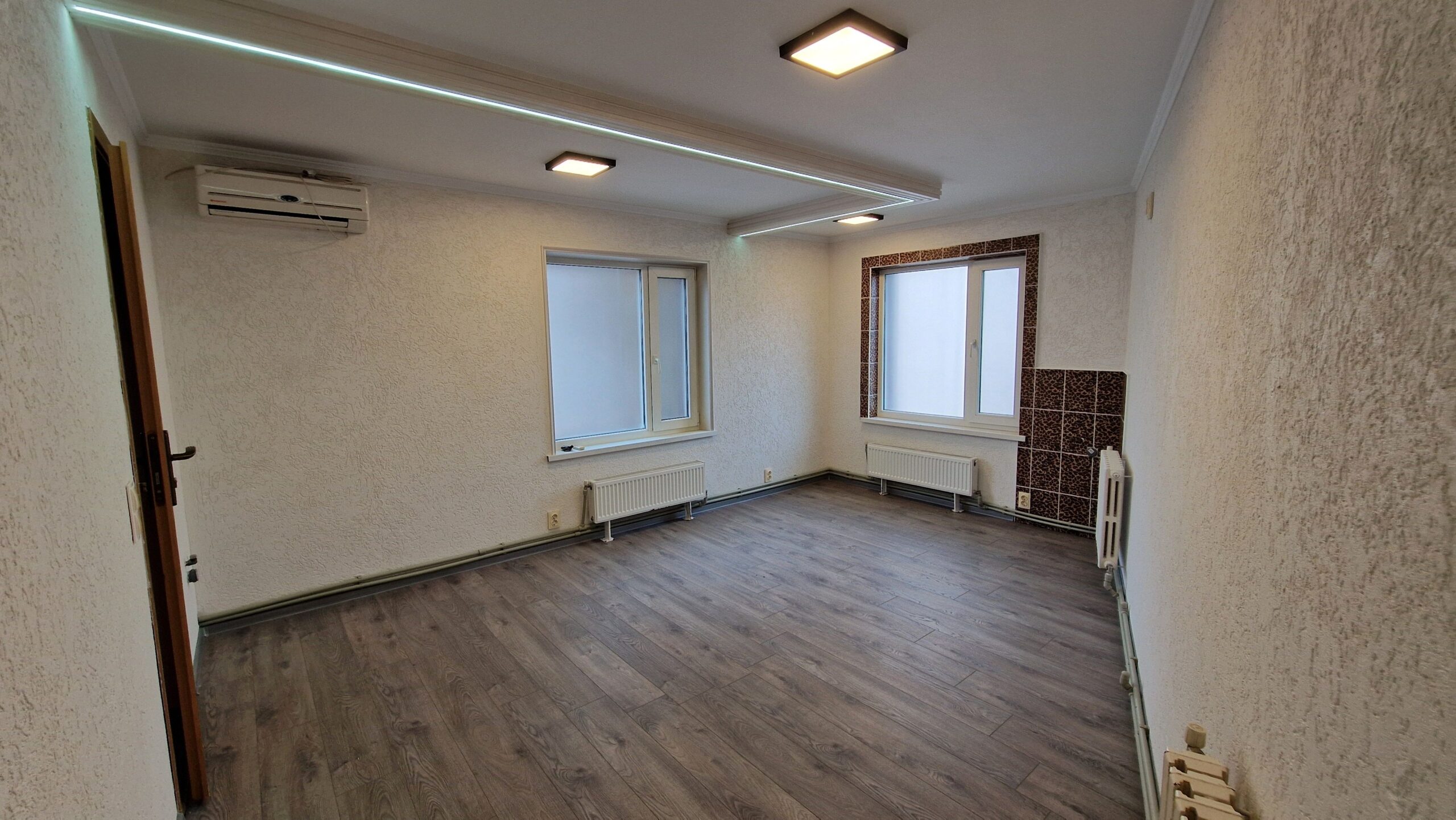 Chirie spațiu 20 m², prima linie, Bălți