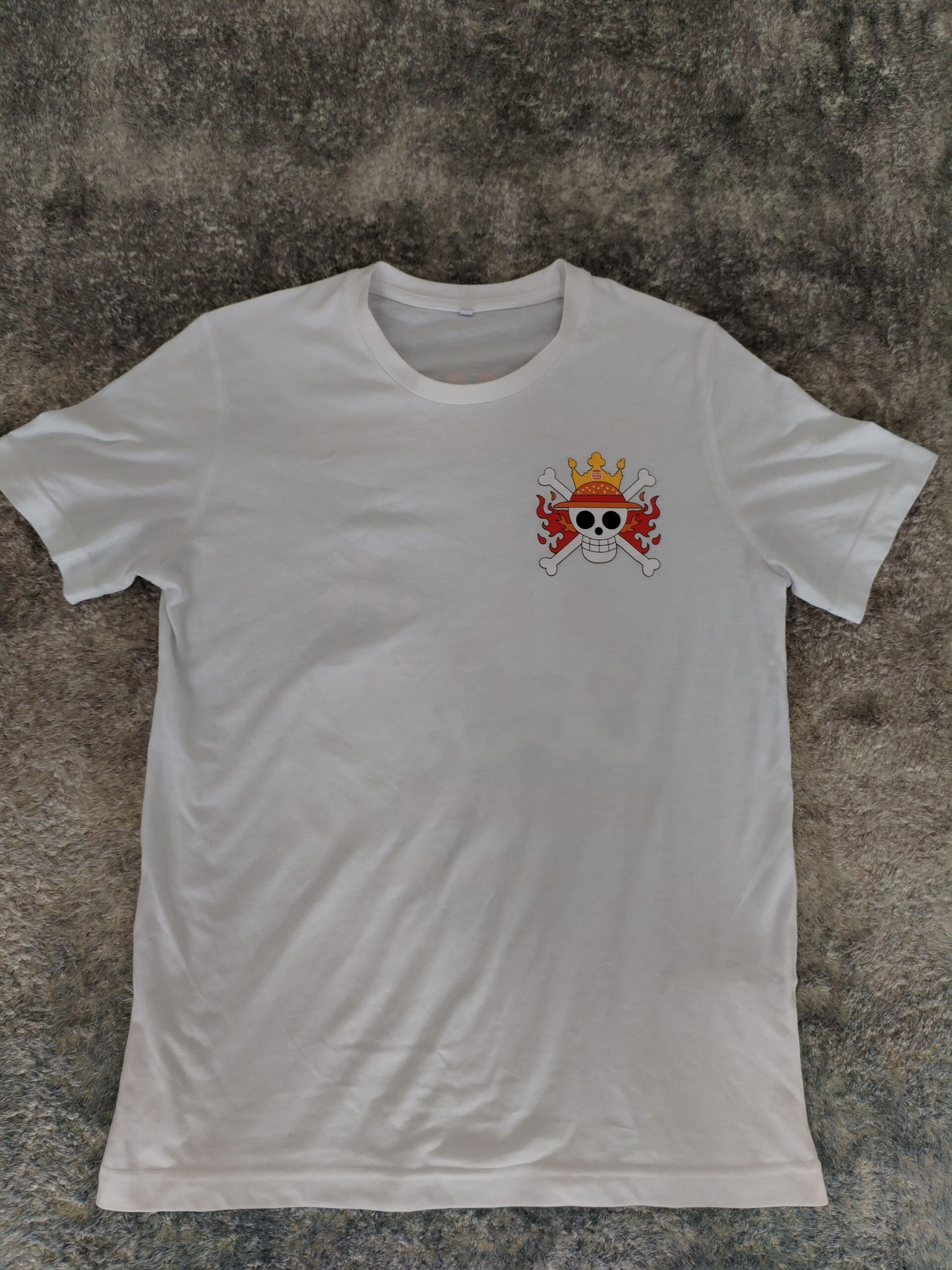 Футболка one piece