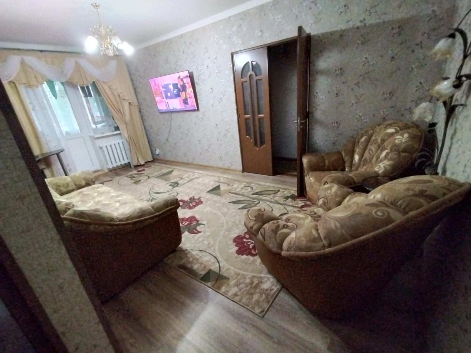 Продаю трёхкомнатную квартиру