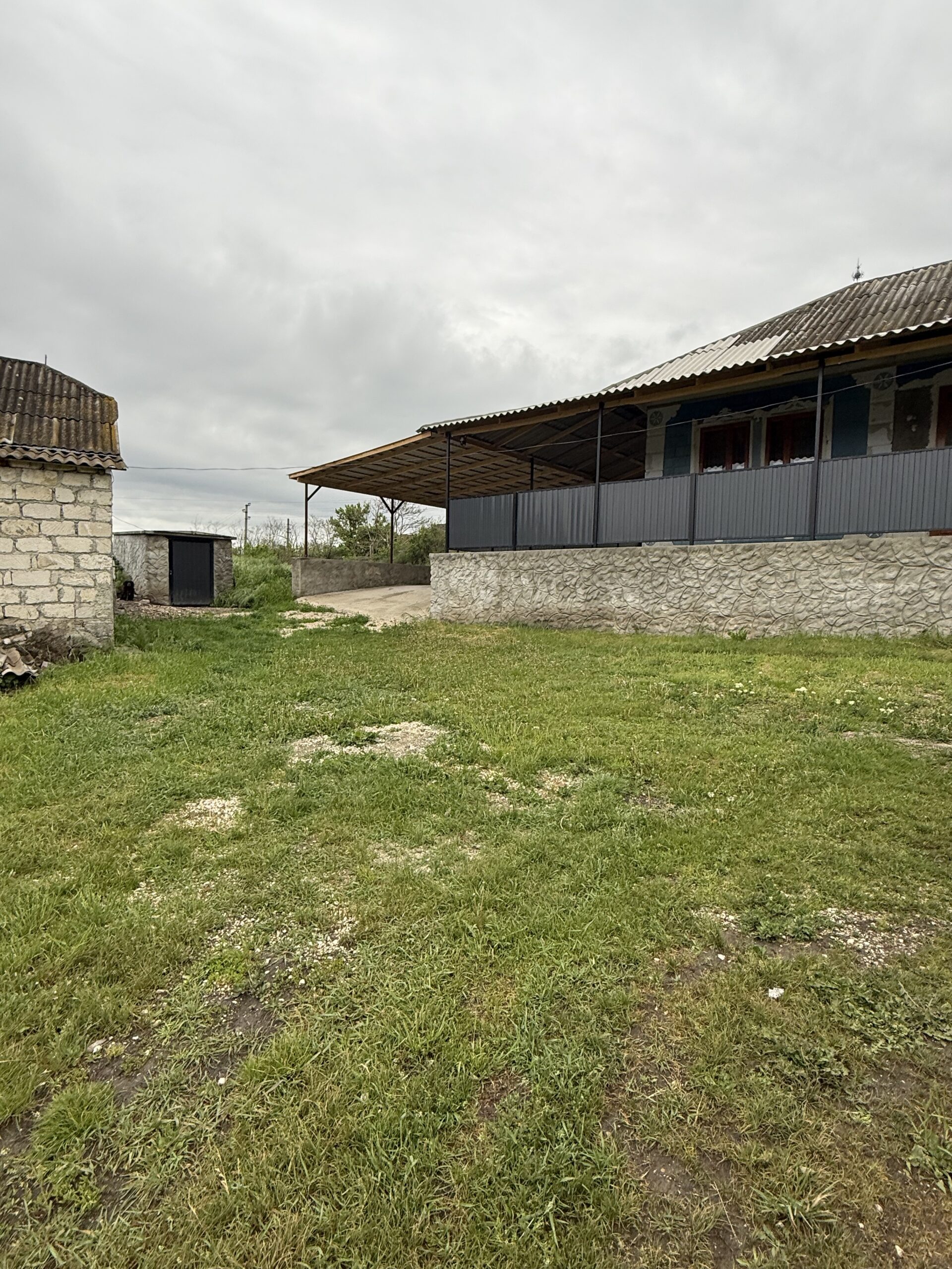 Se vinde casa