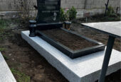 Monumente din granit de la producător
