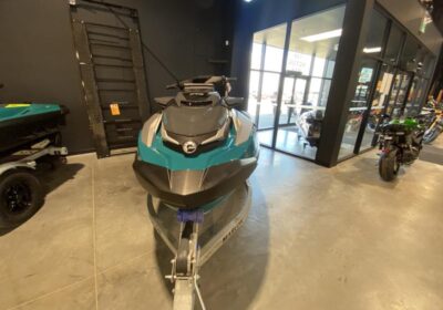 2025-Sea-Doo-GTX-Limited-325-Teal-Metallic-01