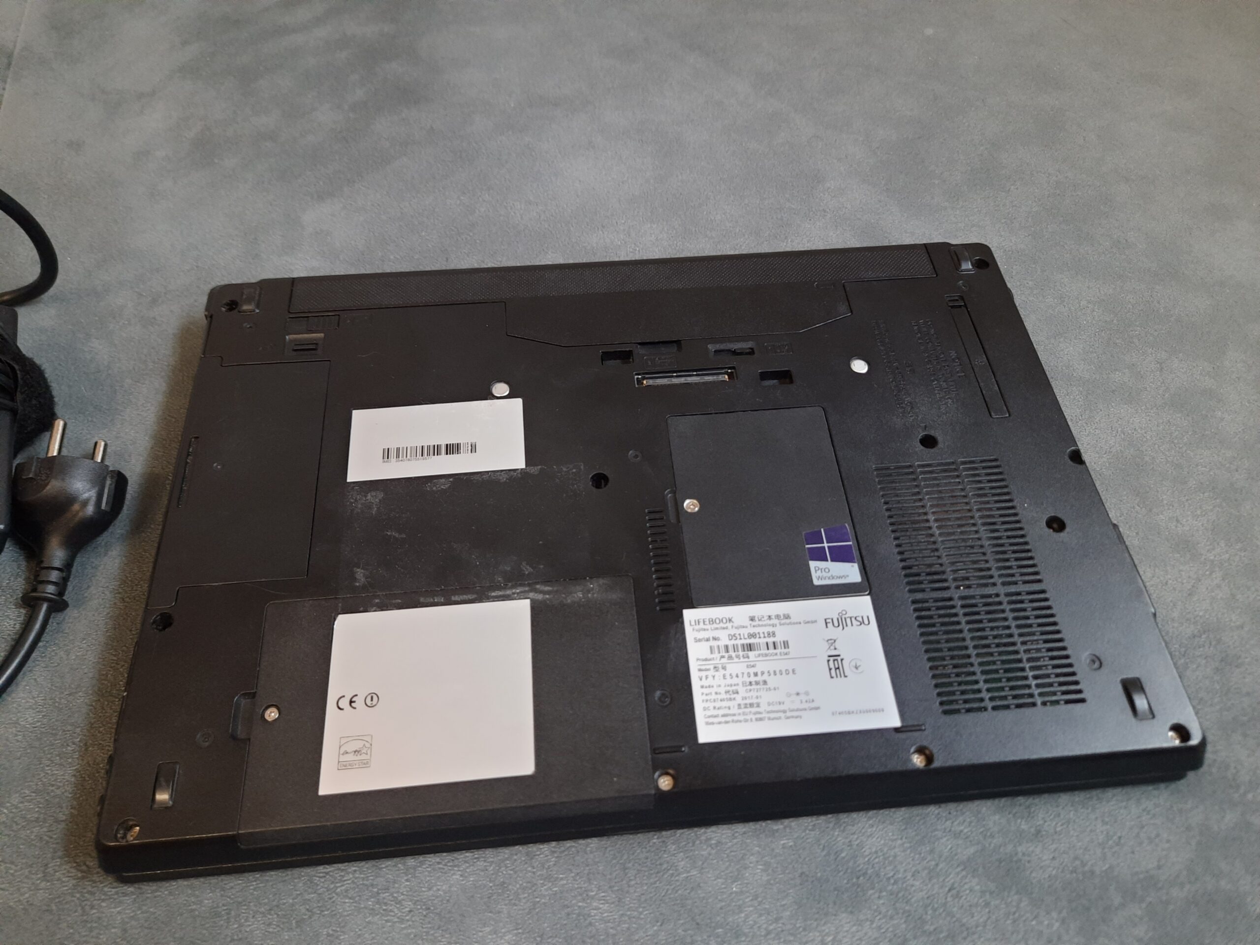 Fujitsu lifebook e547