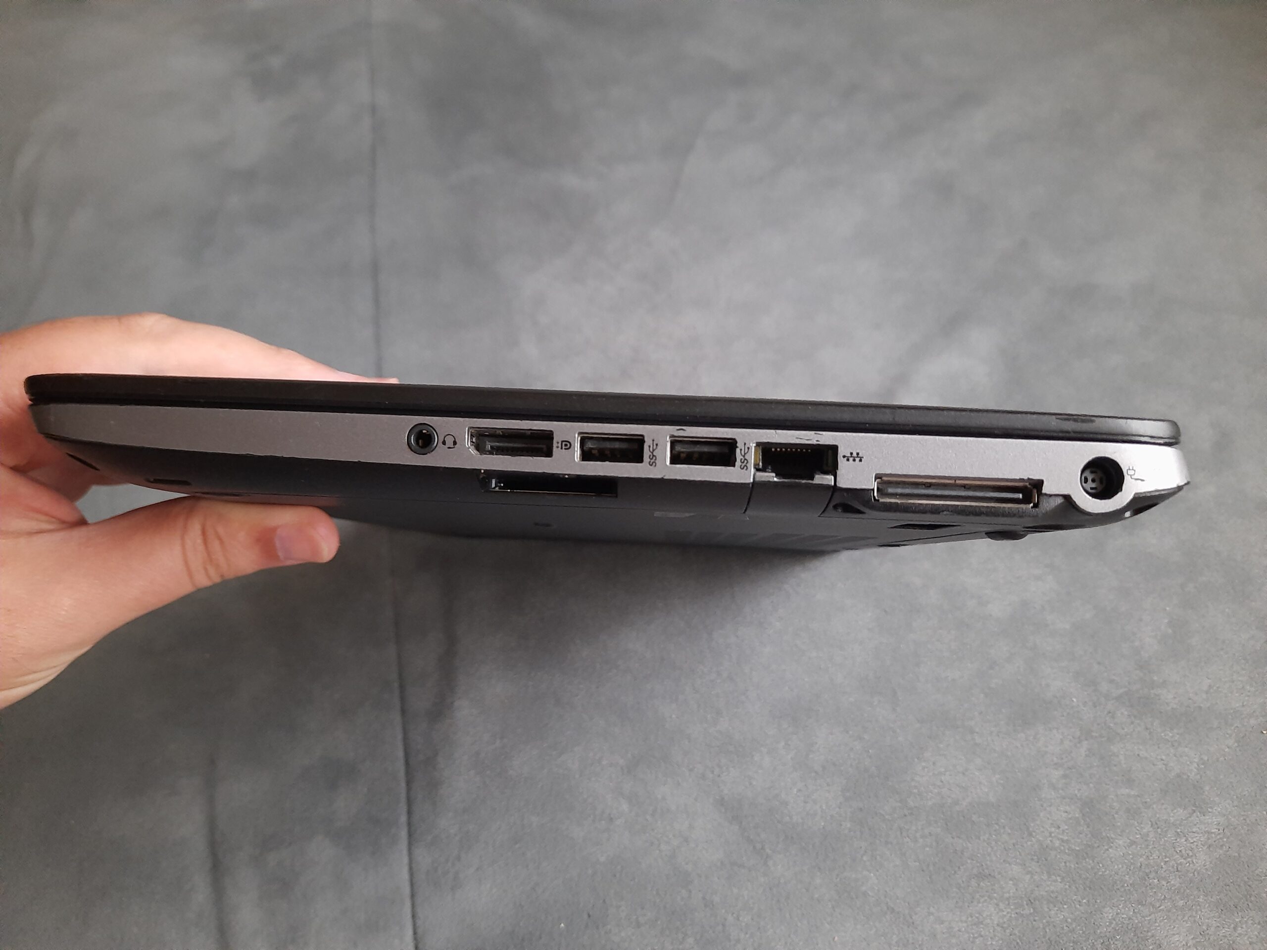 Asus UX303L i7-5500U