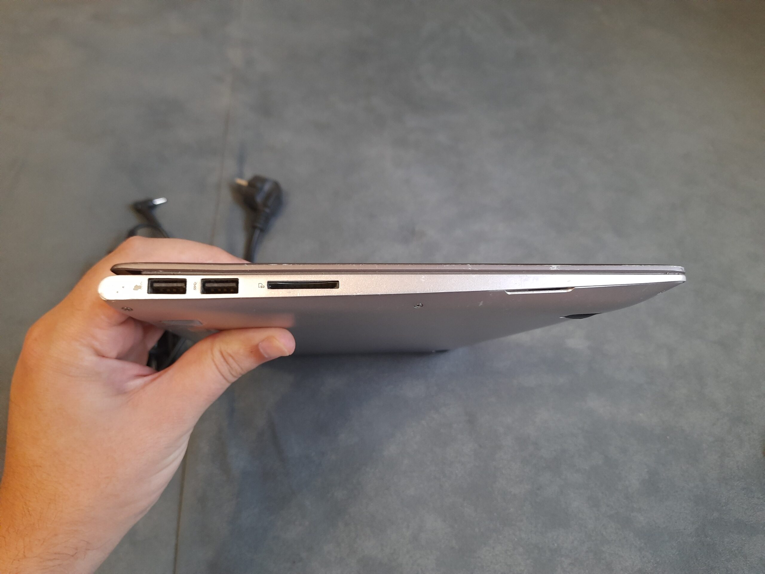 Asus UX303L i7-5500U