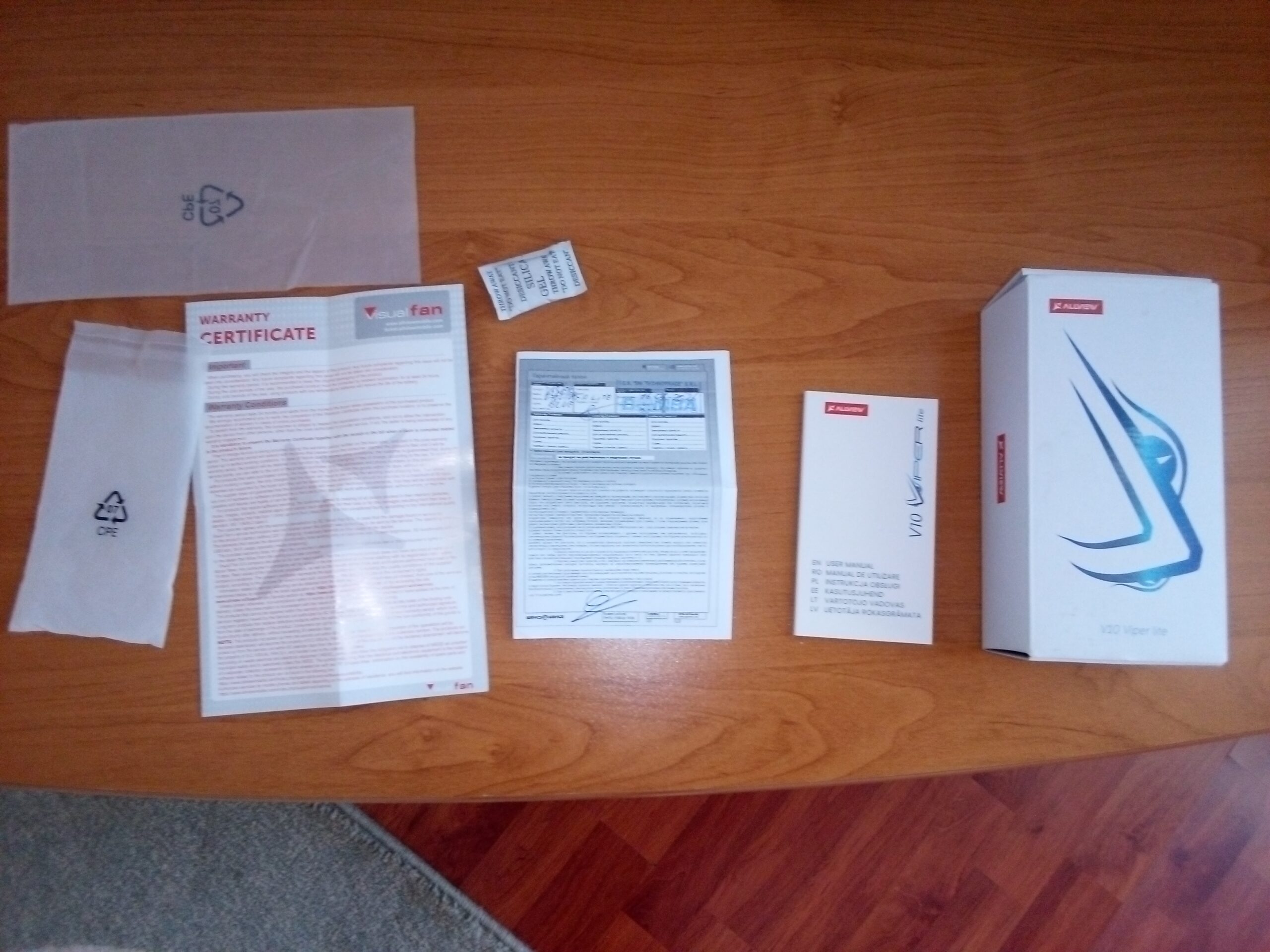 Срочно продам телефон в хорошем состоянии!