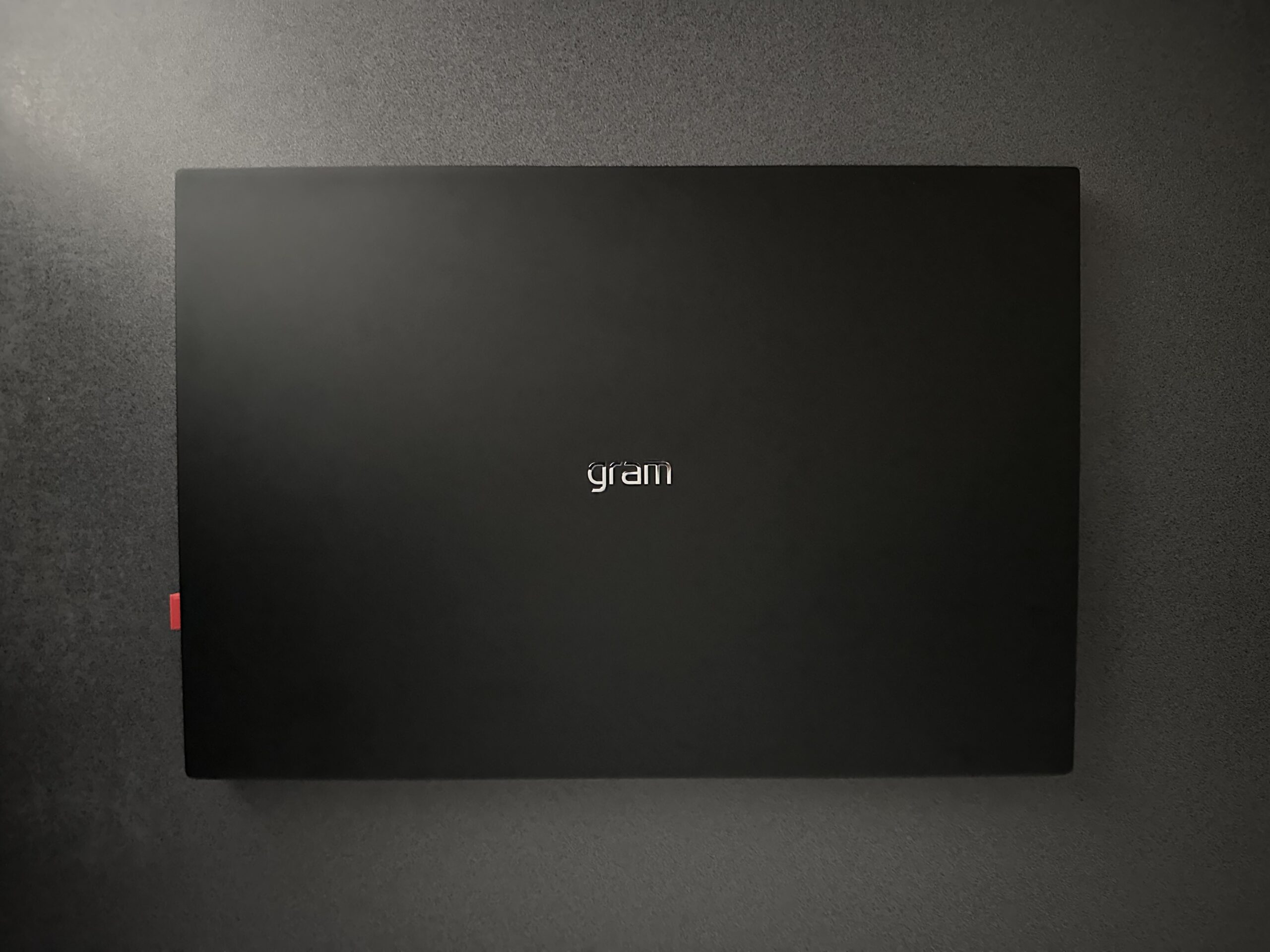 LG Gram 16 — Intel Core Ultra 7 (256V)