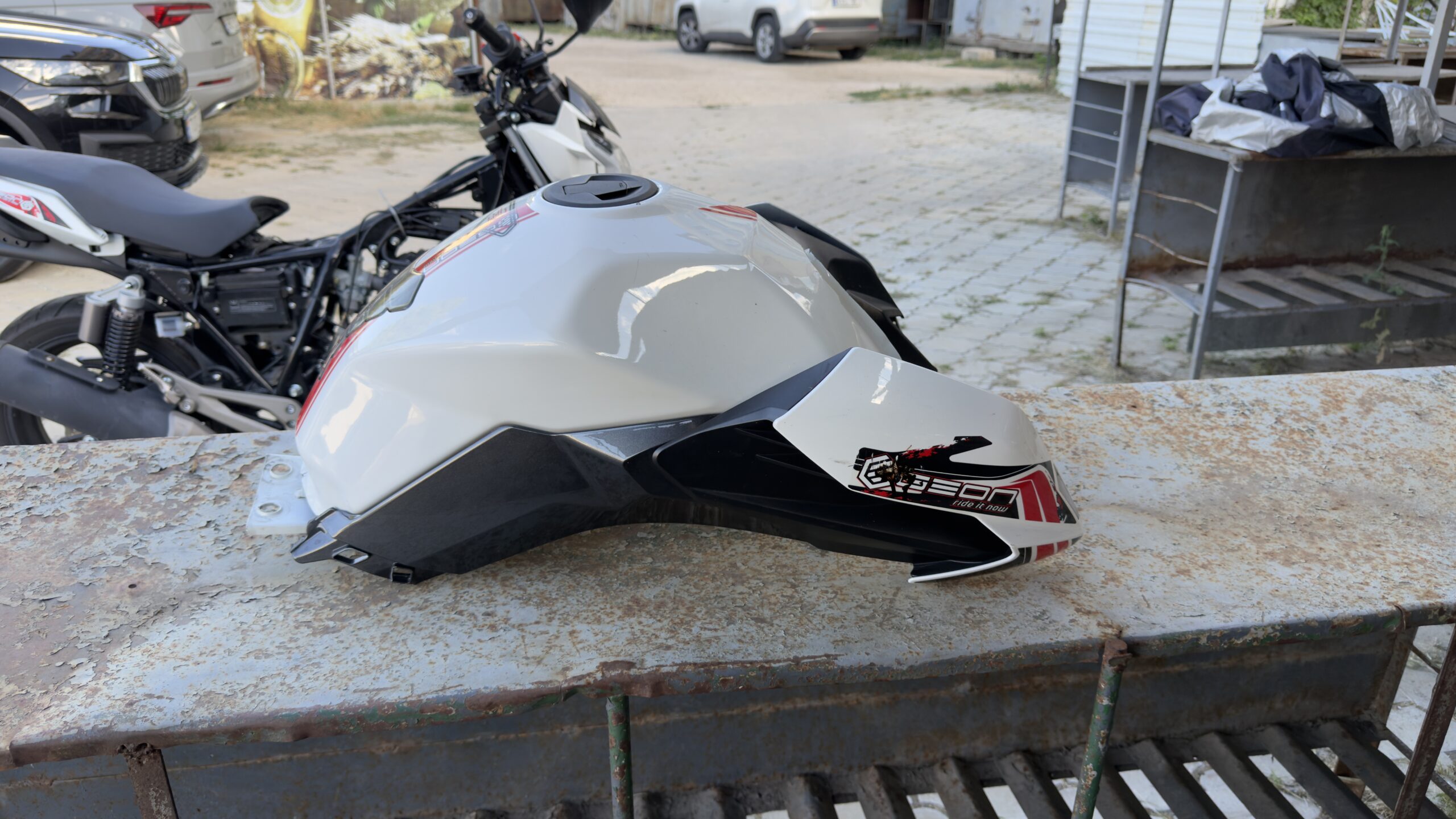 Geon CR6Z-250