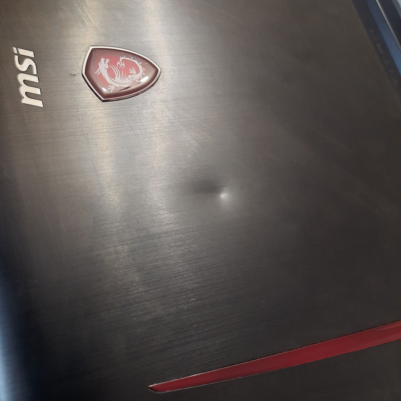 MSI GT75 Titan i7-9750H RTX 2080