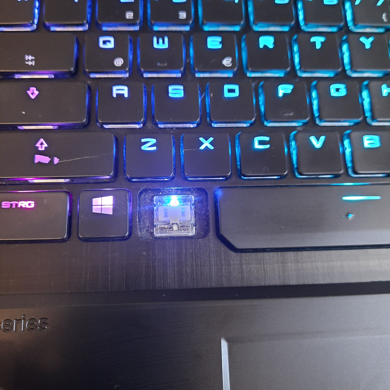 MSI GT75 Titan i7-9750H RTX 2080