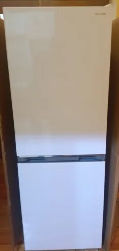 Холодильник SHARP SJ-BB02DTXWF-EU