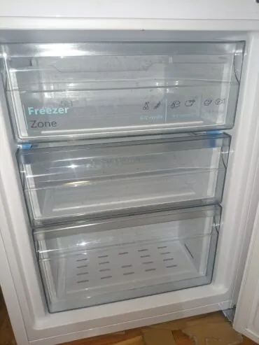 Холодильник SHARP SJ-BB02DTXWF-EU
