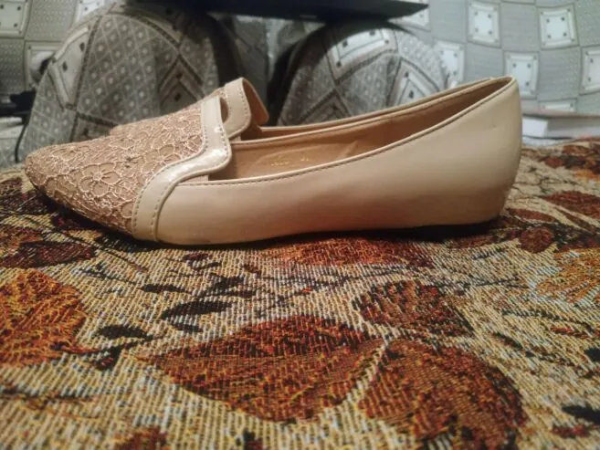 Продаю туфли, бассаножки, сапожки
