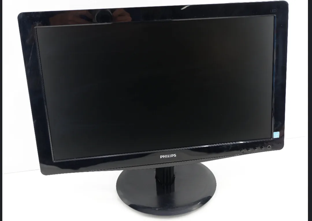 Продается бэушный монитор PHILIPS
