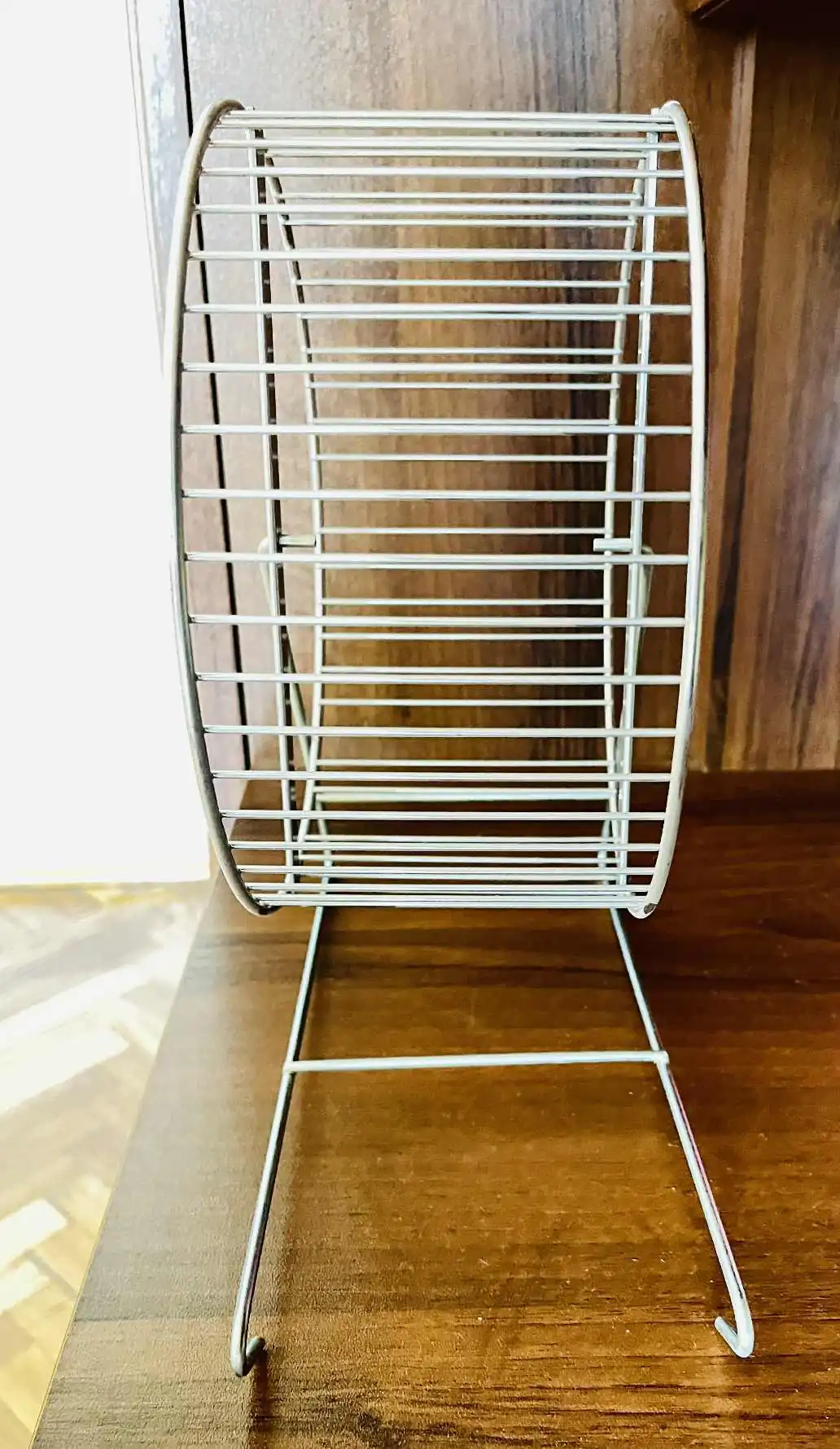 Колесо для грызунов. Новое. Диаметр 20 см