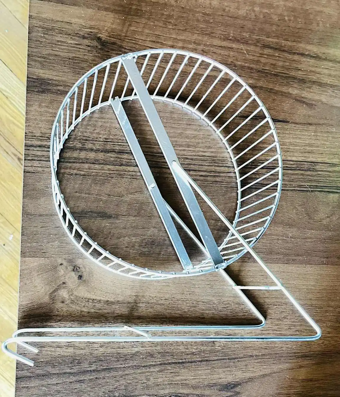 Колесо для грызунов. Новое. Диаметр 20 см