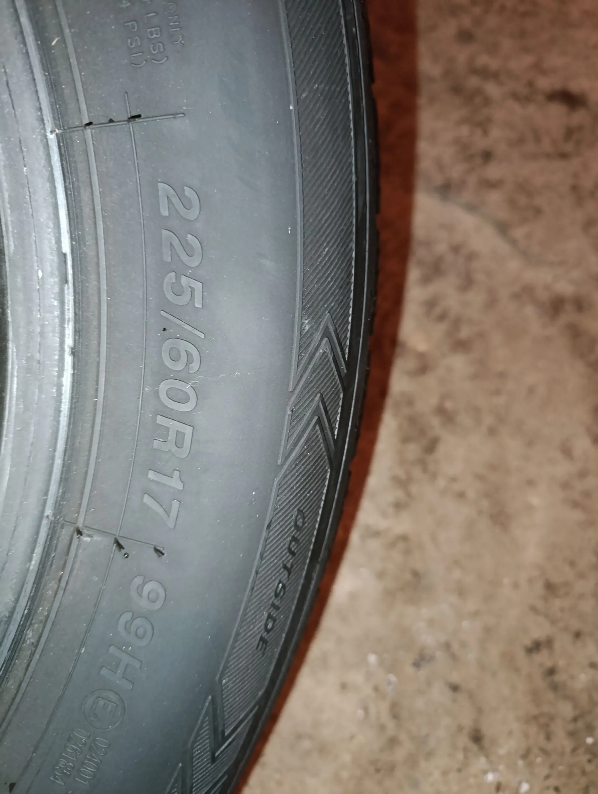 Продам шины R17 или обменяю на что-то поменьше