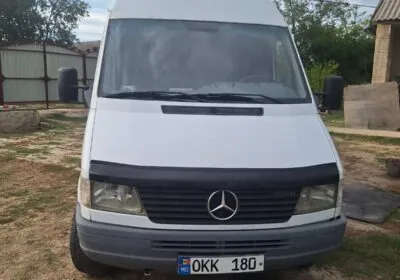 1000049055