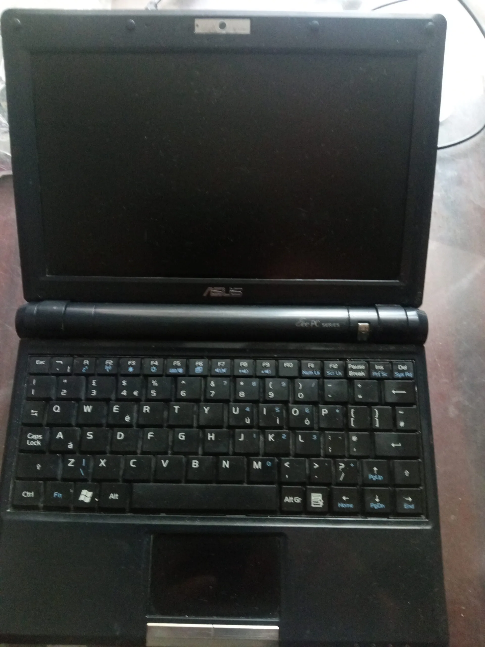 ASUS EEE PC