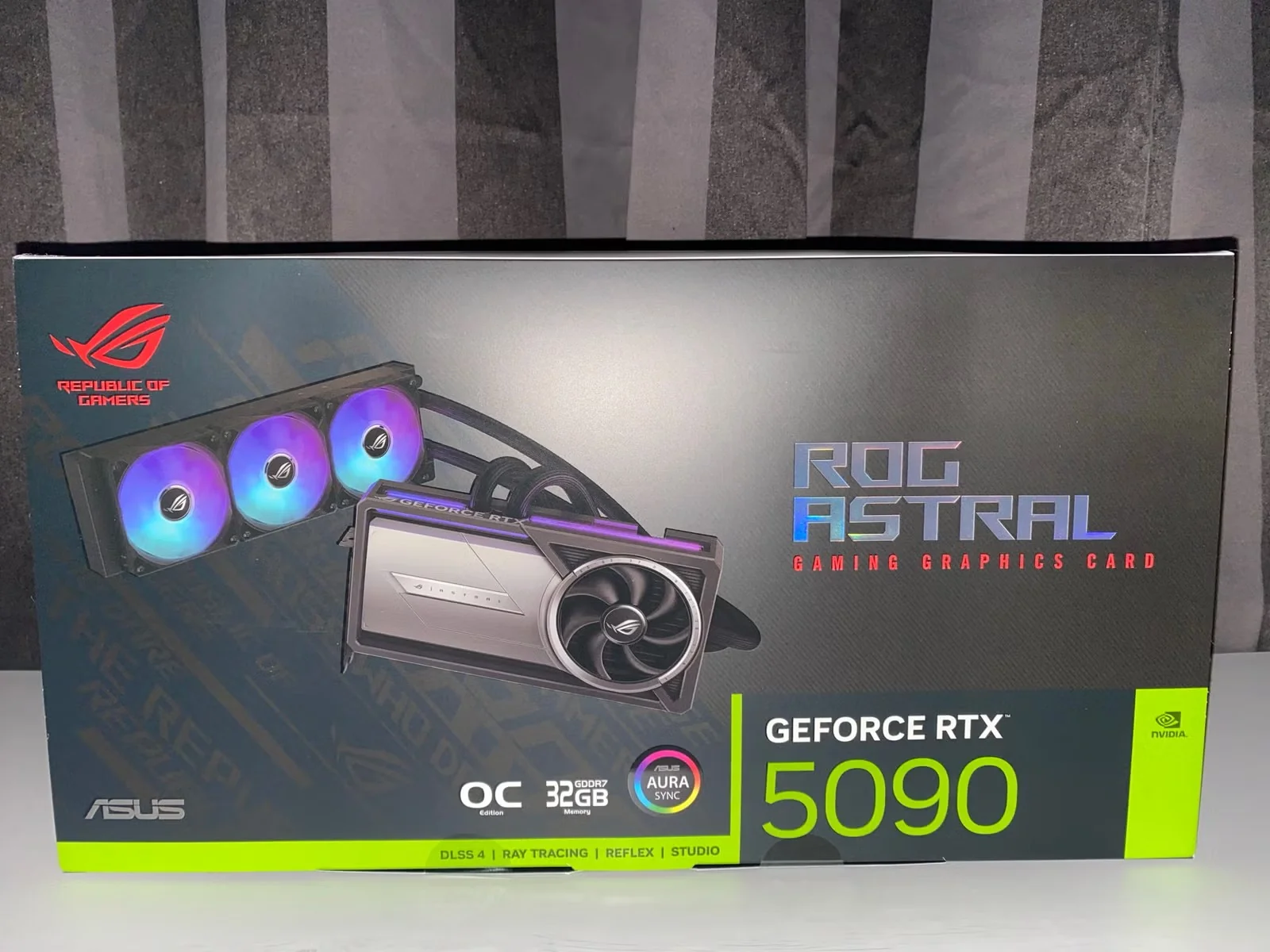 ASUS ROG Astral GeForce RTX 5090 OC Edition 32GB