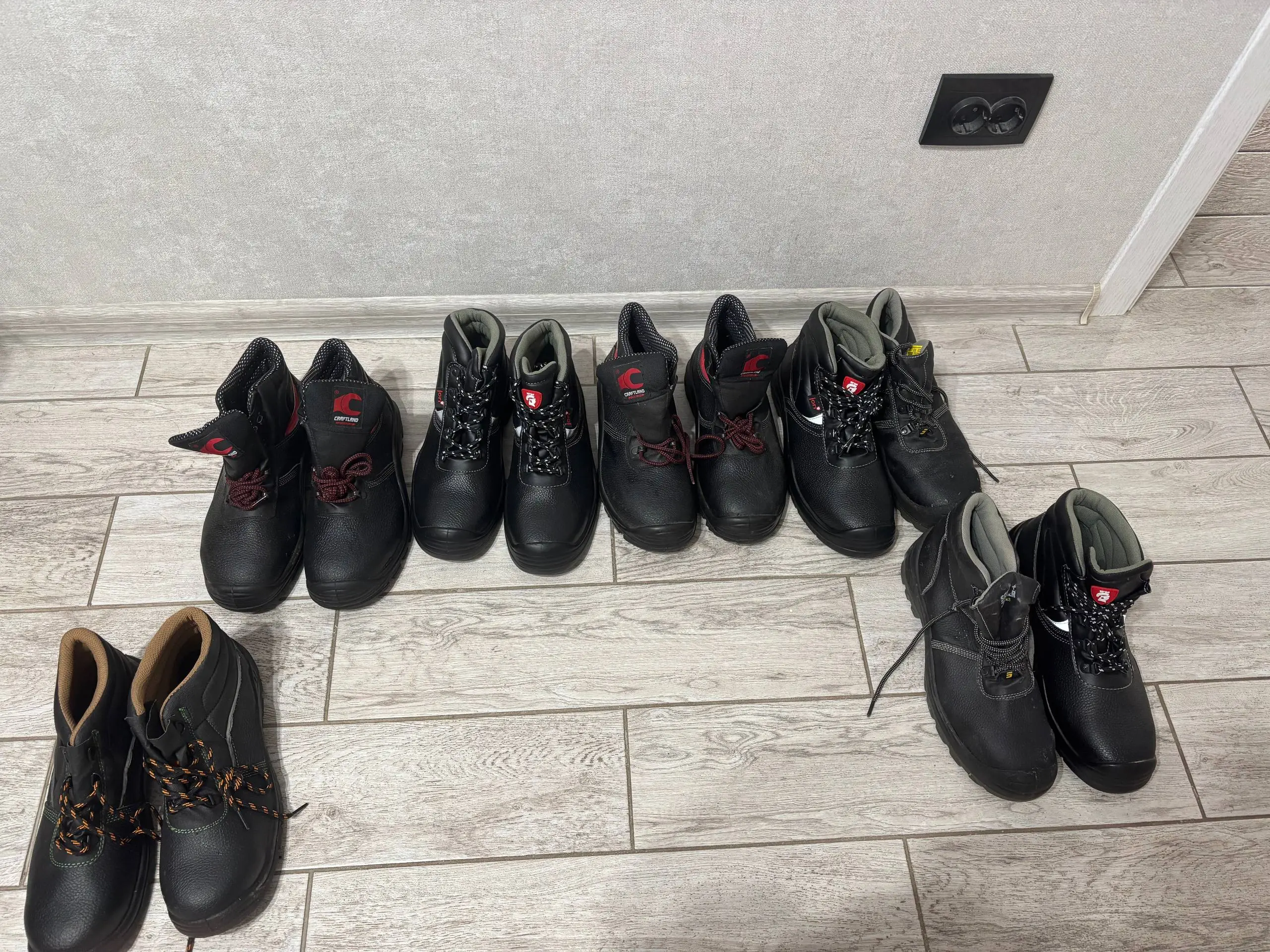 Продаю Боканы