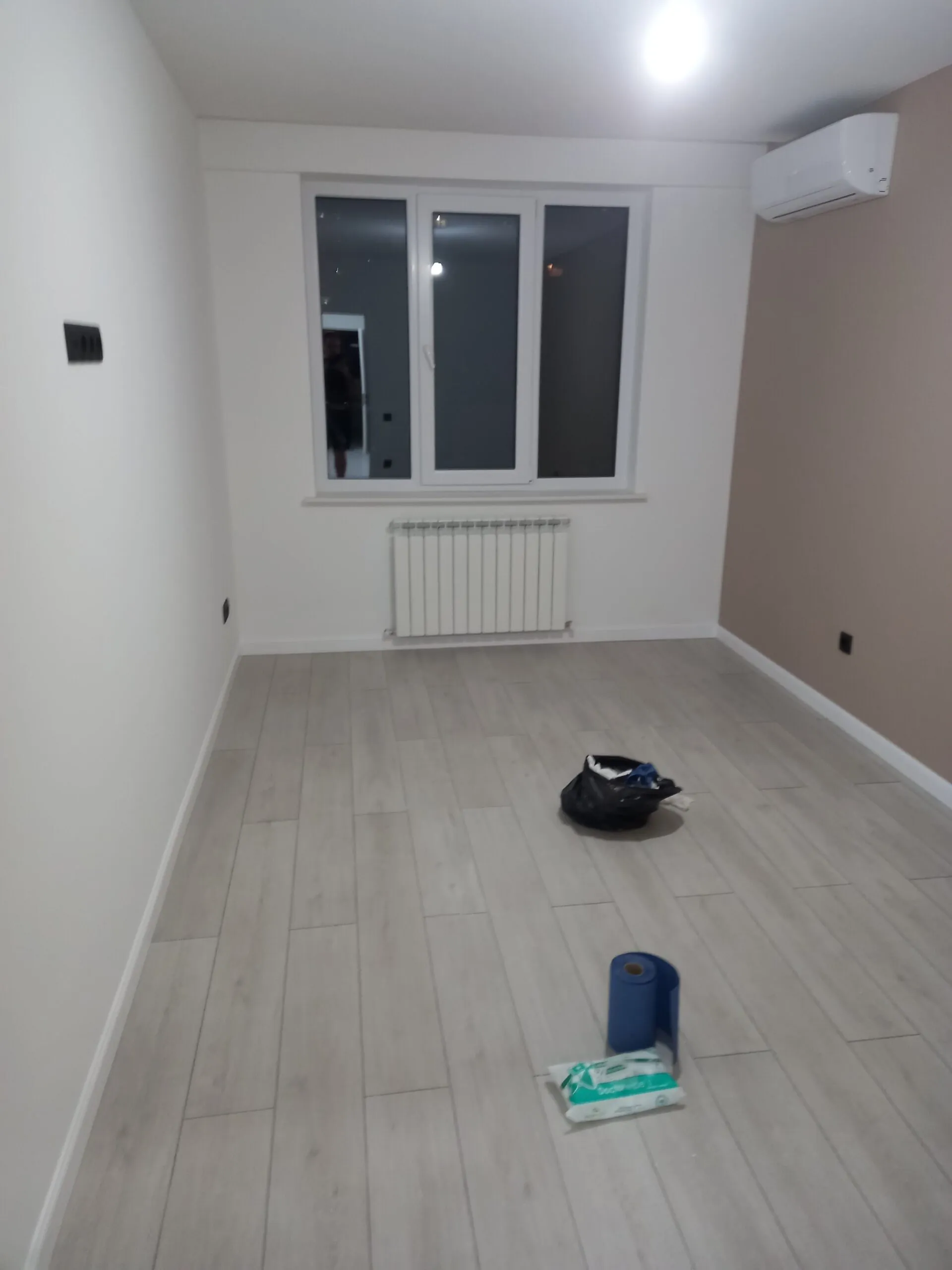 Внутренея отделка домов квартир!! Т. 078789093