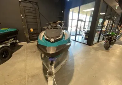 2025-Sea-Doo-GTX-Limited-325-Teal-Metallic-01